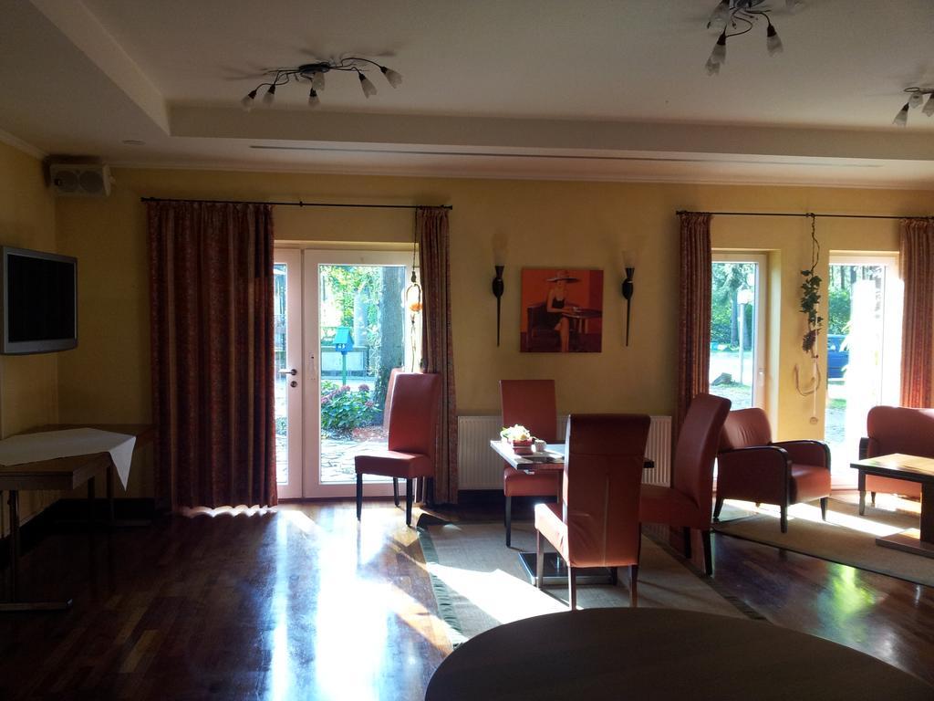 Hotel Restaurant Am Pfauenhof Quakenbrück Εξωτερικό φωτογραφία